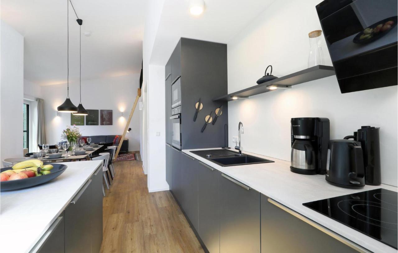 Awesome Home In Lembruch-Duemmer See With Kitchen Exterior photo